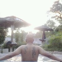 bagas (@bagasphandhalu) 's Twitter Profile