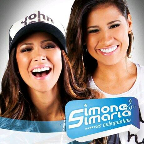 @Simone_SeS e @Simaria_SeS,  as Coleguinhas!  Twitter OFICIAL da Banda: @SimoneeSimaria_.