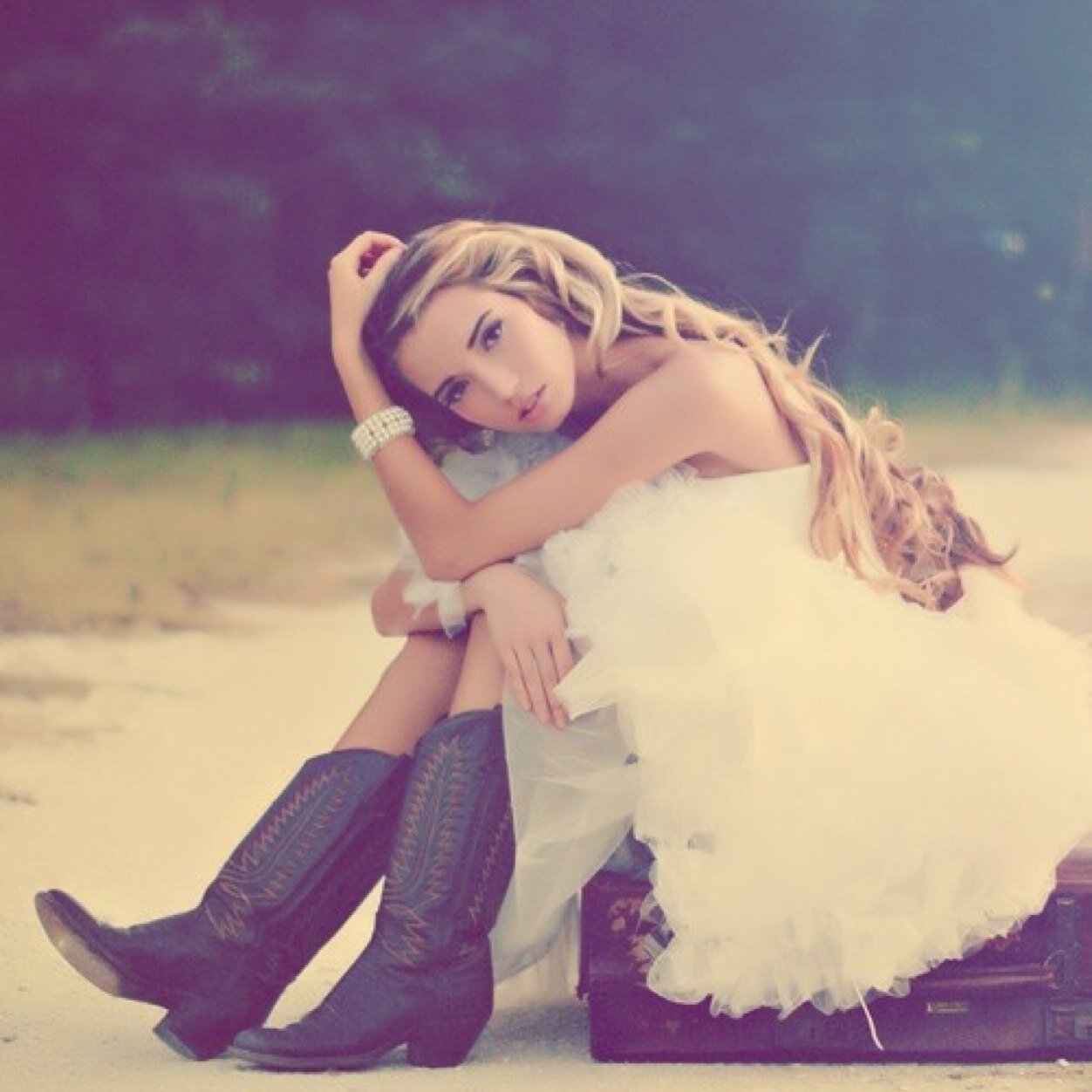 HicktownFlorida's profile picture. don't ya know, ain't nothing in the whole wide world like a southern girl.