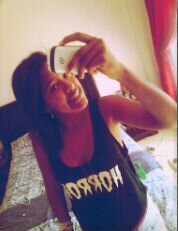 -someone who loves God,hockey & sweets 
i support liverpool , im not your justin bieber or one direction fan but i'm a follower of God :)