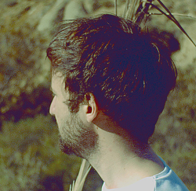 fdezpello's profile picture. nací en huisconsin a los 3 años. tuve una infancia jodidamente buena, con padres ricos, derrochadores y alcohólicos. un buen día mis padres pensaron que ....