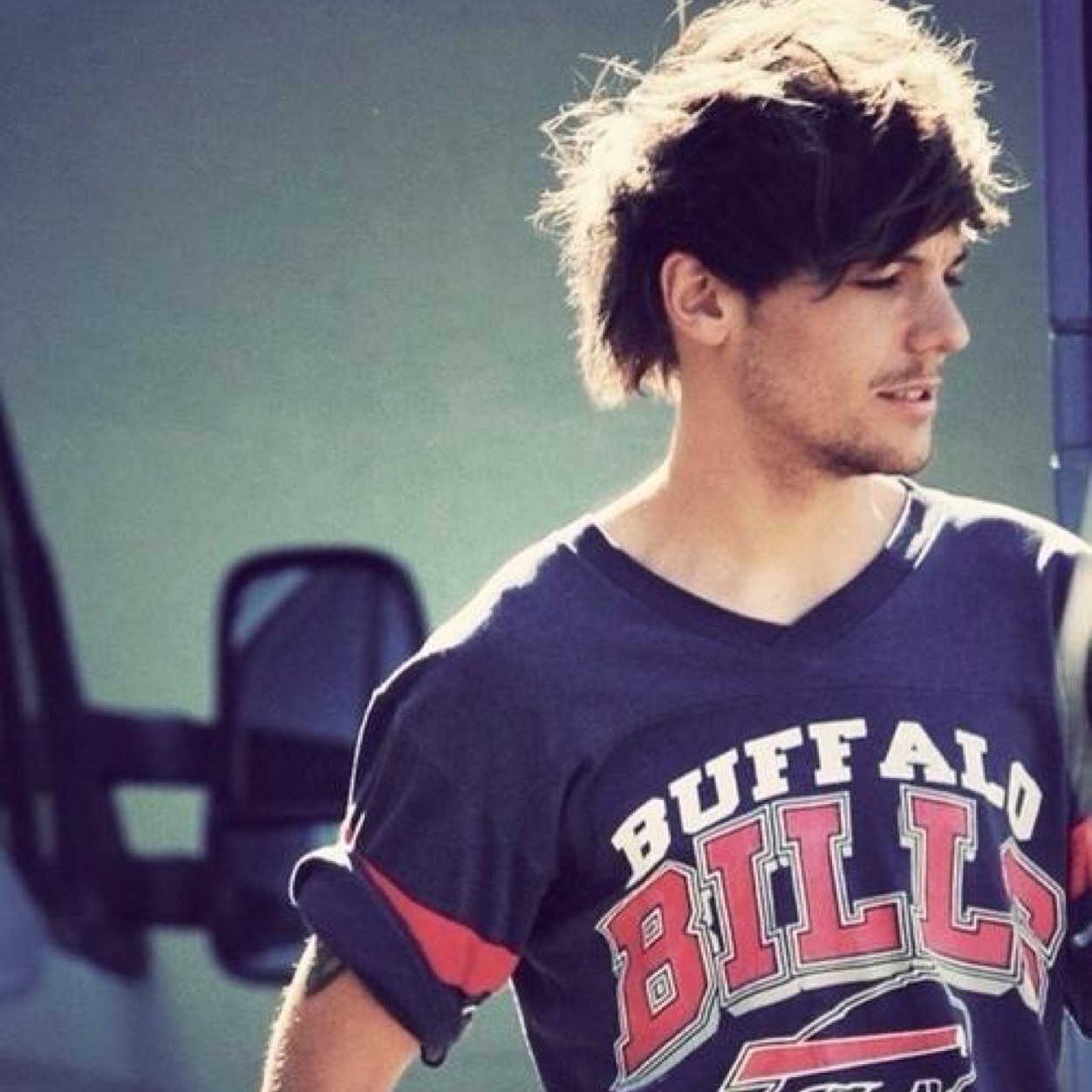 FREE1DFollowsxx's profile picture. FOLLOW @hashtagmxgcon ! Ask her for a follow back and she'll follow you! DO NOT FOLLOW THIS ACC ITS JUST FREE FOLLOWS FOR @hashtagmxgcon