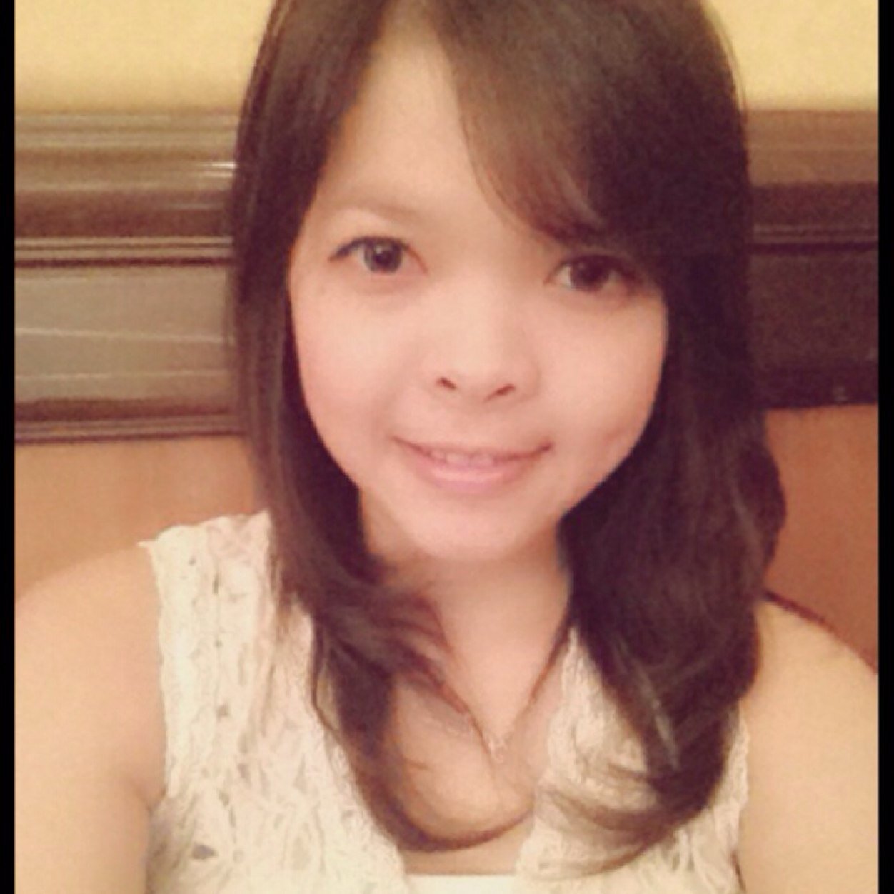 Work at Istana Group
Instagram: yuli_candy
Path: Yuli Candy