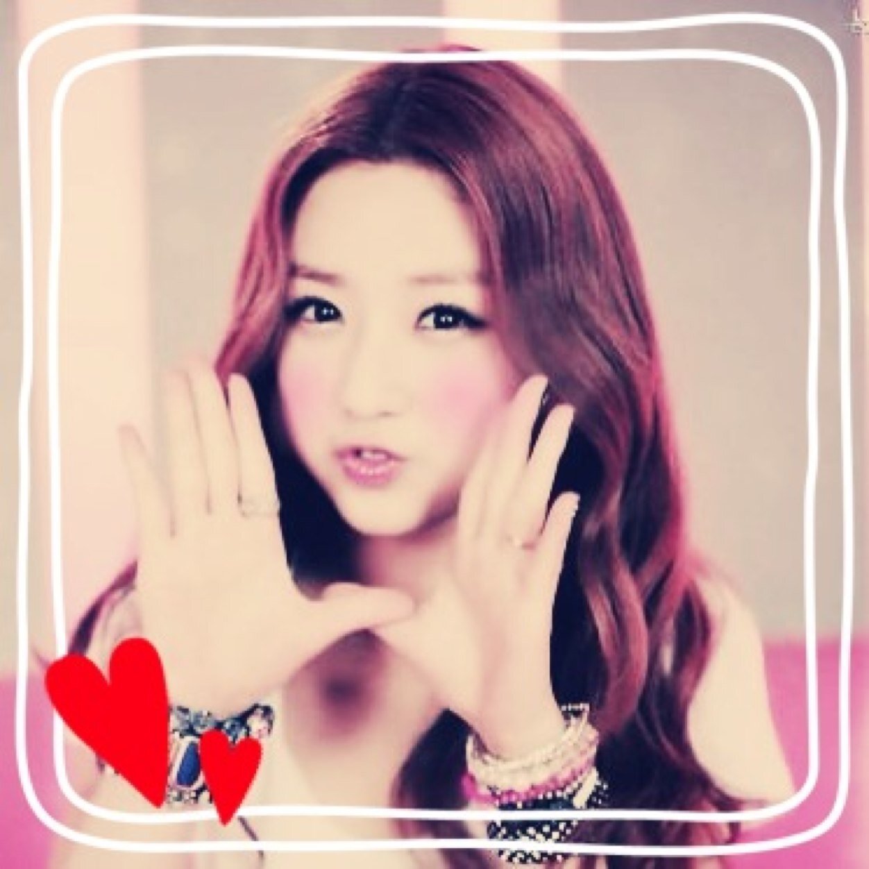 けーぽ大好きです( ´ ▽ ` )ﾉ A pink.2NE1.BIGBANGなどなど ピンクパンダ、black jack、VIPかもーーーん♡ 
f(x)はお勉強中...