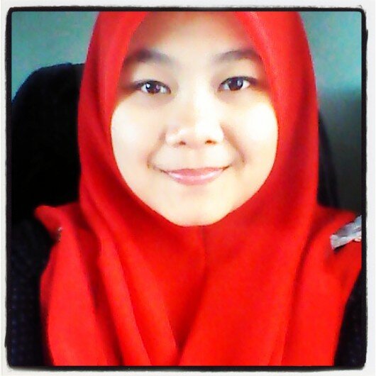 Wife to #Edwardcullen :-) #pampered daughter and devoted girlfriends