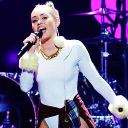 Información sobre la cantante Miley Cyrus.  Miley Cyrus España.