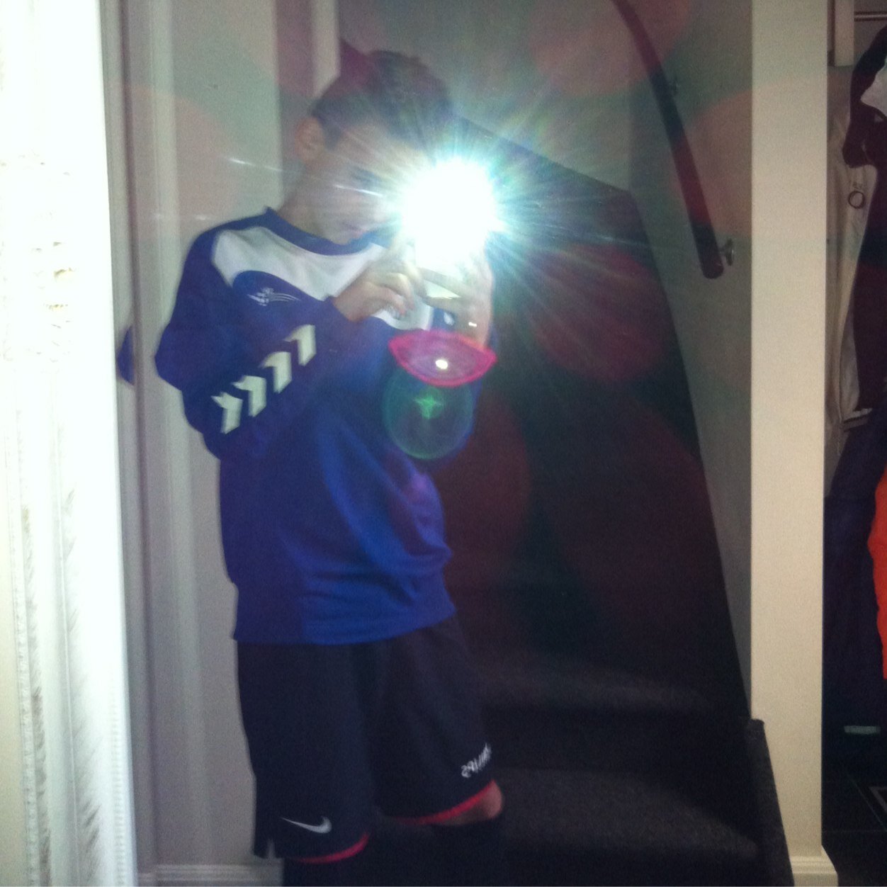 ' follow maar is gratis toch ? ~ REAL MADRID ~ HEADHUNTERZ.