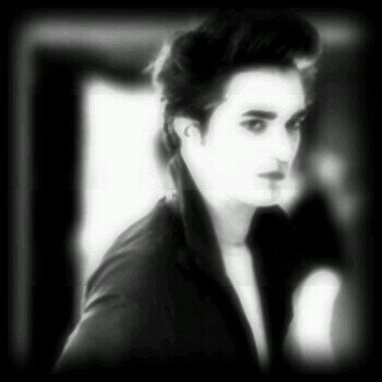 Never try to hide your secrets from
a person who can read your eyes.