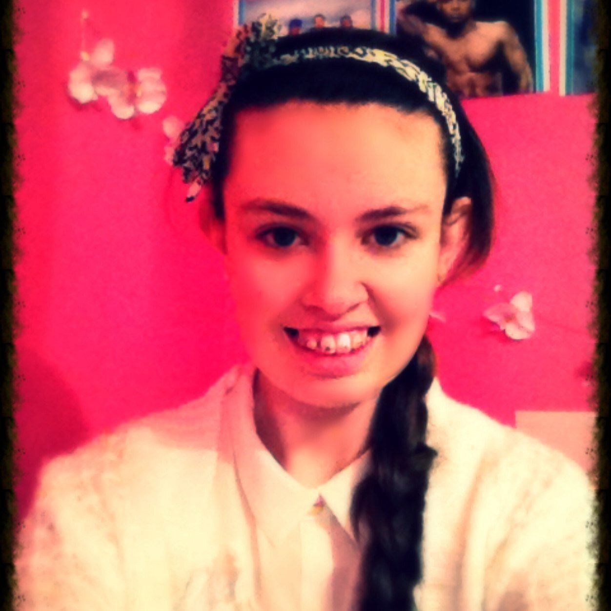 Hello my name is stephanie:)3
I love pink and obviously chocolate:D