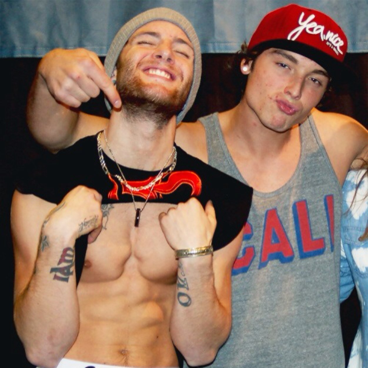 Here for spam from E3. Big love, Emblems. Drew/Wes Girl.