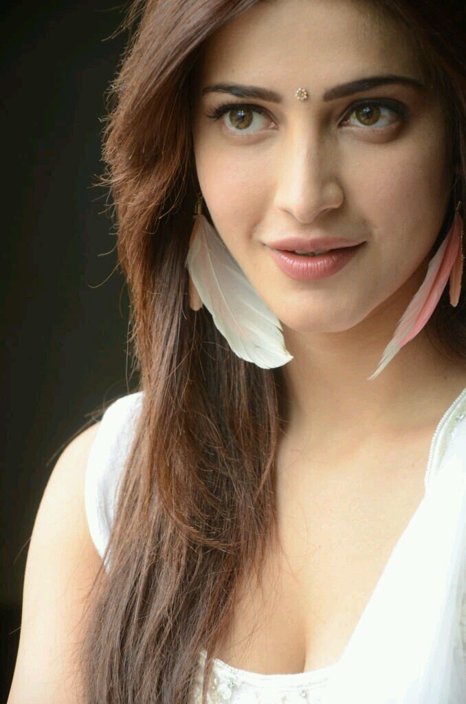 official UK fan club for the beautiful shruti g !