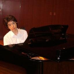 garbopfcello's profile picture. キネマ旬報映画検定2級所持(弁慶映画祭映検審査員参加)『ガルボ魅惑の映画音楽コンサート（ガルボの顔は@garboviola）』展開。ガルボのピアノとチェロ弾き、編曲も。コンサートで全国廻ります。『プレスシード』の映画音楽コラム終了。特撮好き車好き。#ティートックレコーズ よりCDデビュー「ソーインラブ魅惑の映画音楽」