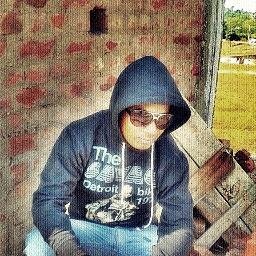 love frndshp and fun bt alwys serious about my job