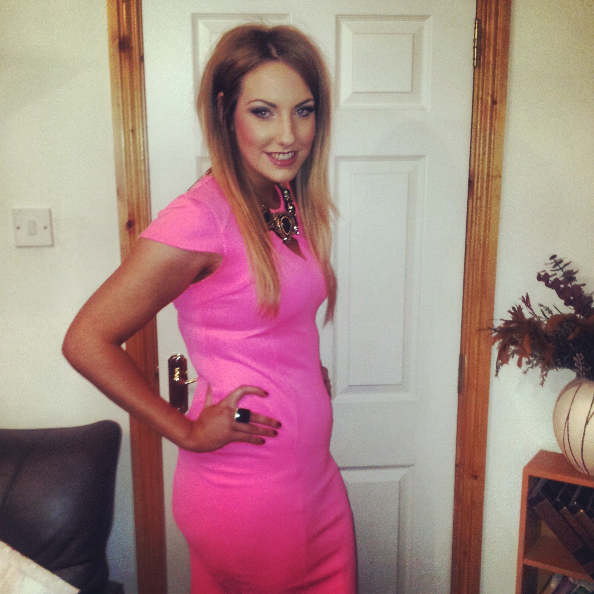 Angela Devlin (Angeladxoxo) Twitter