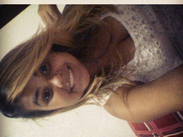 Capricorniana 18aninhos, tímida, orgulhosa,carinhosa, chorona, mimada, preguiçosa :$. #ViciadaemFunk *-*