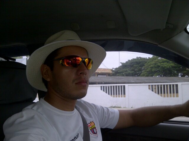 De Machala City...