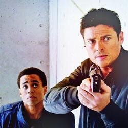 temper_temper's profile picture. brit, writer, iconner, fangirl, friend, co-mod of @bones_ga - one of the friendliest #Bones communities on the web!