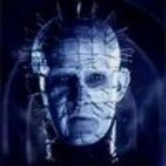 Вероятность того, что за вами кто-то наблюдает, прямо пропорциональна глупости совершаемых вами действий.
