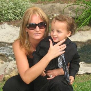 BonitaSuckling's profile picture. 