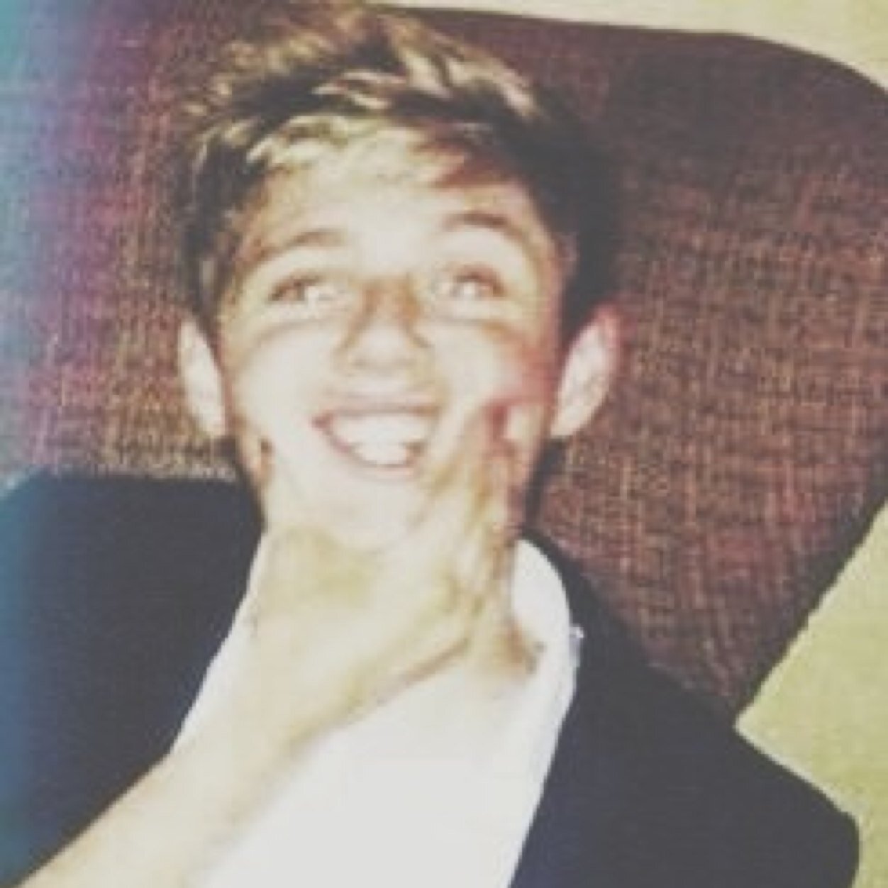please follow my main acc @niallsfoolsgold ok thanks i love you