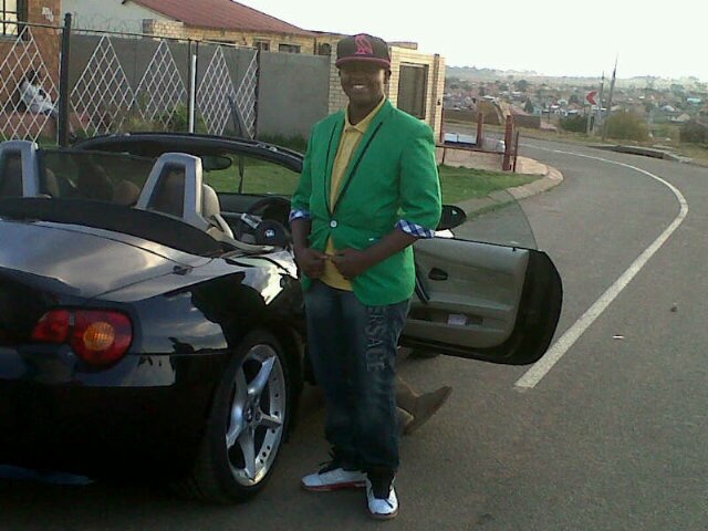 Kind Hopeful...stylish(~_~)♬Ơ̴̴͡.̮Ơ̴̴̴͡ favourite soccer player Lionel Messi #10 supports BarceLona me, myself and I. Always up for a Challenge here.
