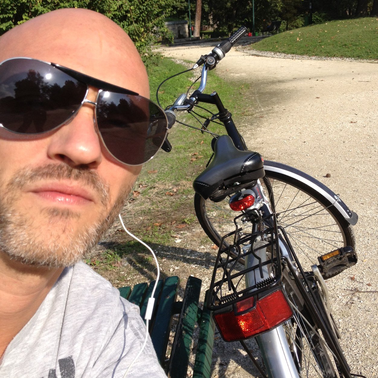 loita73's profile picture. 