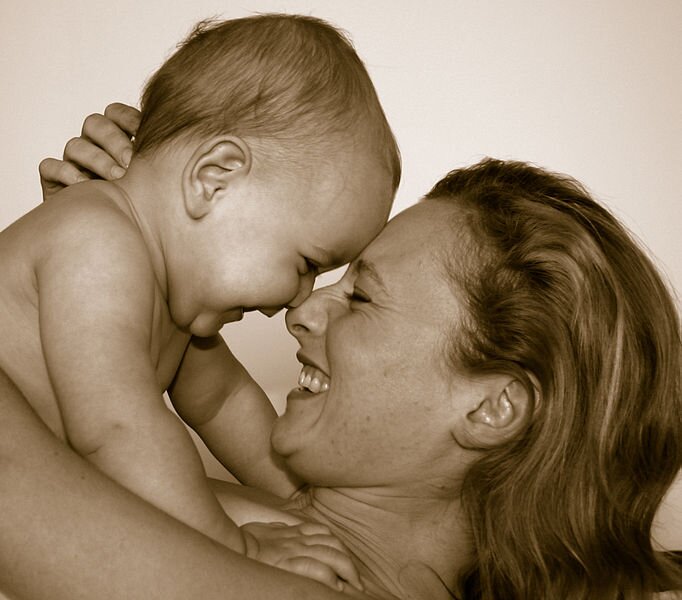Hi! I'm Karla, an occupational therapist and a mother to a baby boy.