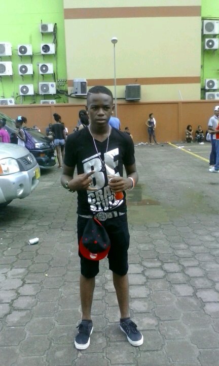 roche36's profile picture. ♥|♬T.D.B ♬||NF = NFB|