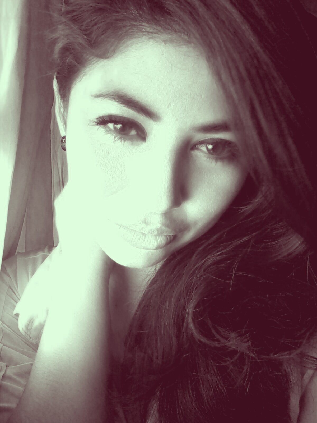 lizzy_hernan's profile picture. :)