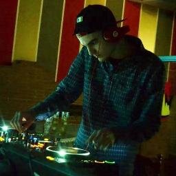 SGonzalez_Music's profile picture. DJ // Productor // Locutor de L a V en @Loca_Urban