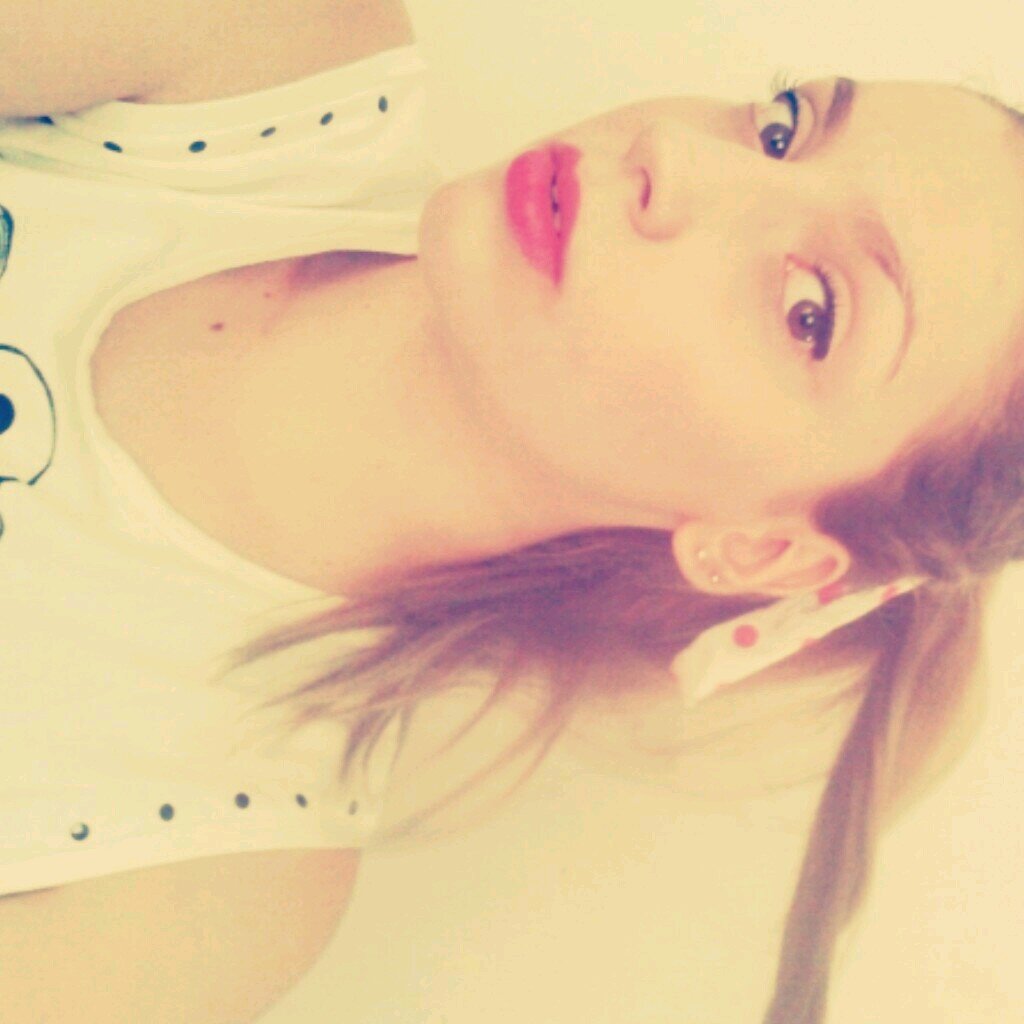 ❹ Instagram : anaguilhermon