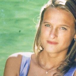 jennypercastro's profile picture. 