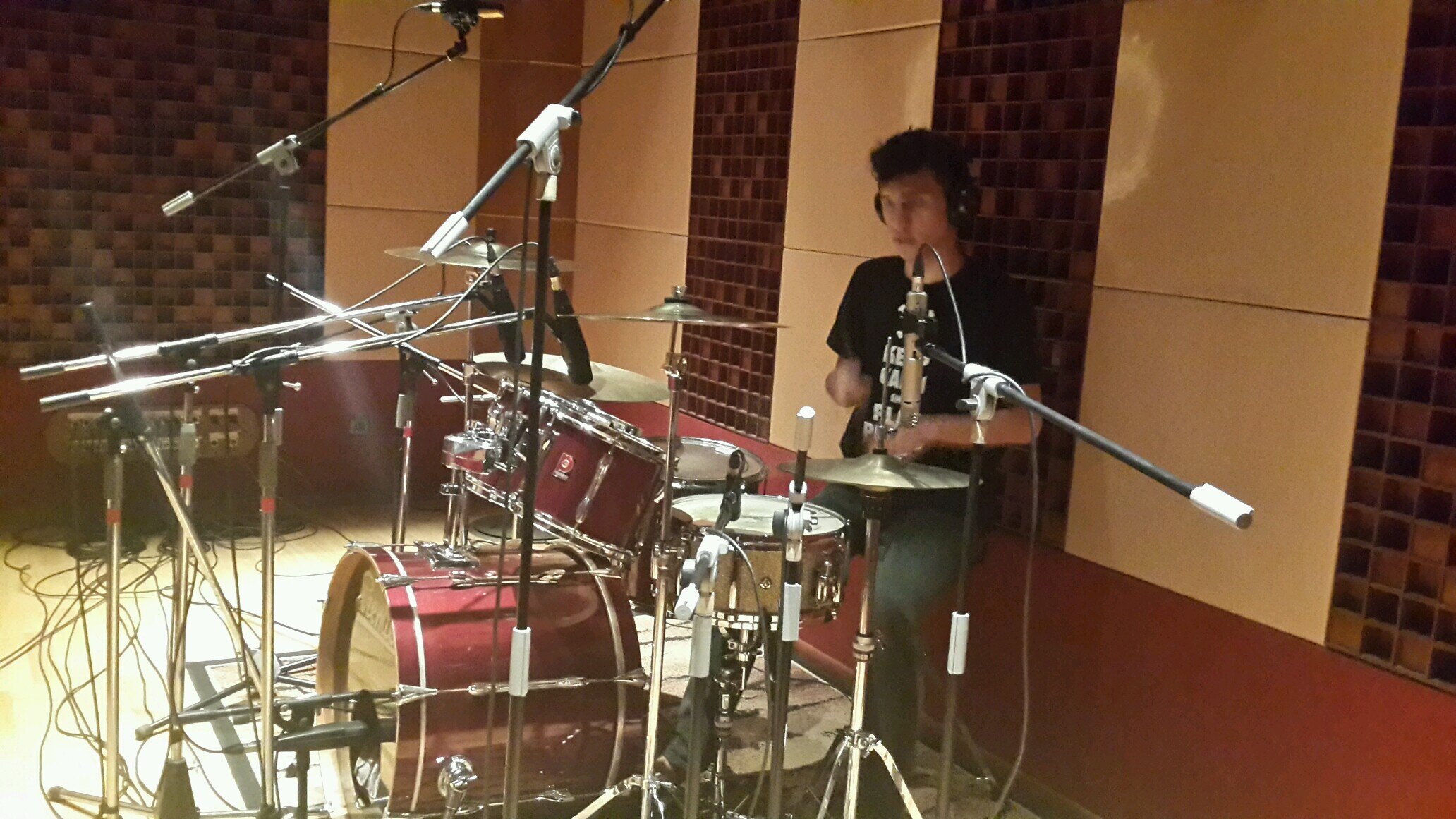 Drummer @Fun_Vienly