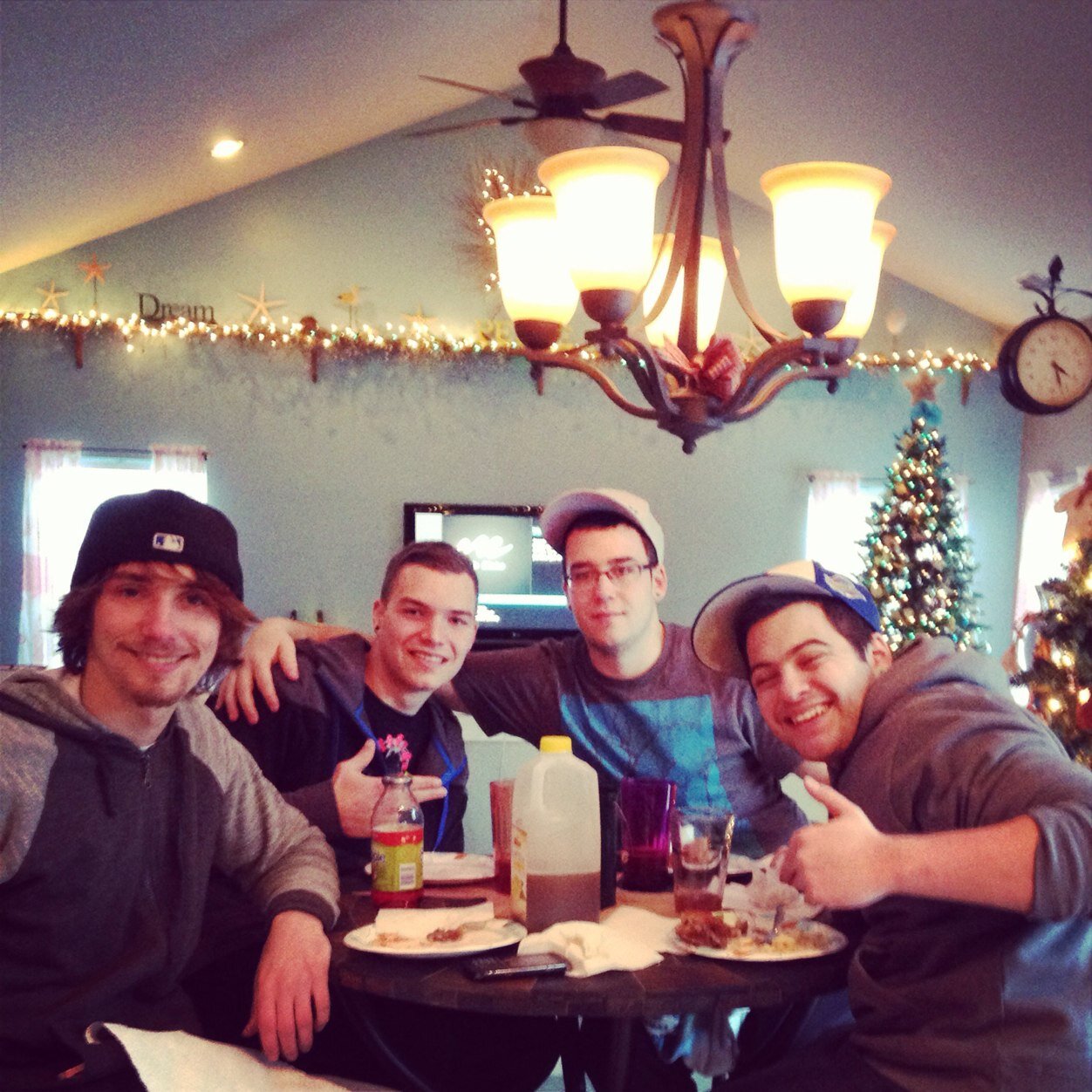 YearlessMusic's profile picture. Yearless is a five piece who believes that music can change the world and make it into a beautiful/better place but it cant do it on its own so please listen!