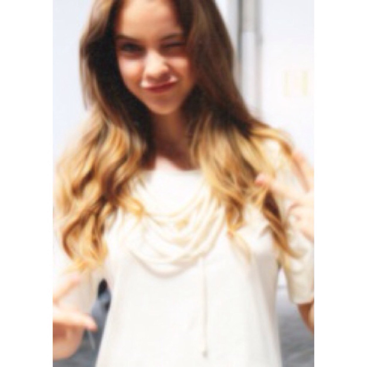 barbaraisfab's profile picture. ❄️im here for barbara deal with it❄️