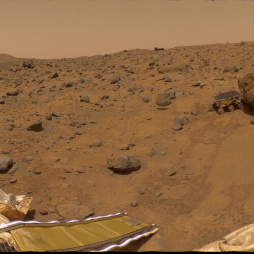 Extranjero en la Tierra. Extranjero de sí mismo.