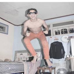 GiLaLuNdroo's profile picture. Kalo minat ngefollow, Follow aja ┒(⌣˛⌣)┎ Kalo gak minat ngefollow logout aja twitternya ƪ(‾ε‾“)ʃ