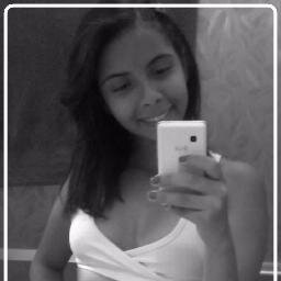 AlvesPriii's profile picture. Muito juízo e a loucura mais completa rs