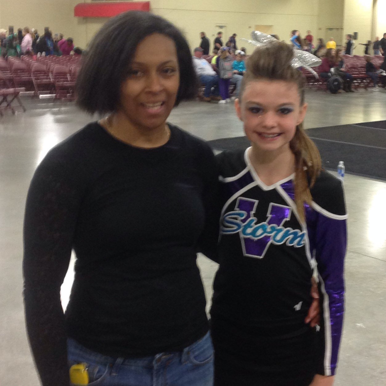 Cheerleader girly 
Instagram: @ifly_2000