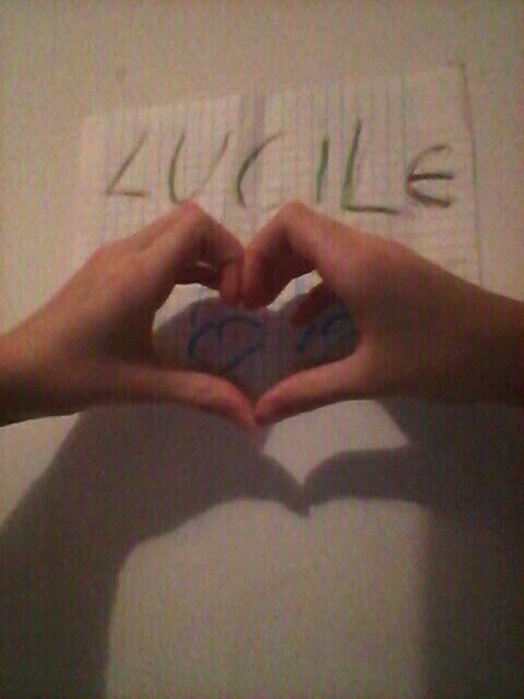 ♥♥♥♥♥♥♥♥♥♥♥♥♥♥♥♥♥♥♥♥♥♥♥♥♥♥♥ ma meilleure amie Gladys ...