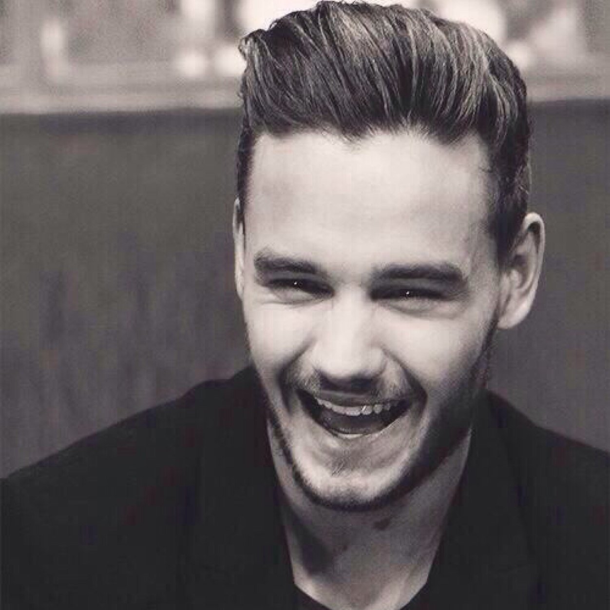 Happily83045109's profile picture. Hey I just gave you a free follow @mrsanahoran she followback always to everybody, thnx❤️