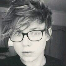 YEIII you just got a free follow, DONT follow me, please follow @lukeatmebieber so you dont lose this follow! Ask her for a follow back if you want to :D
