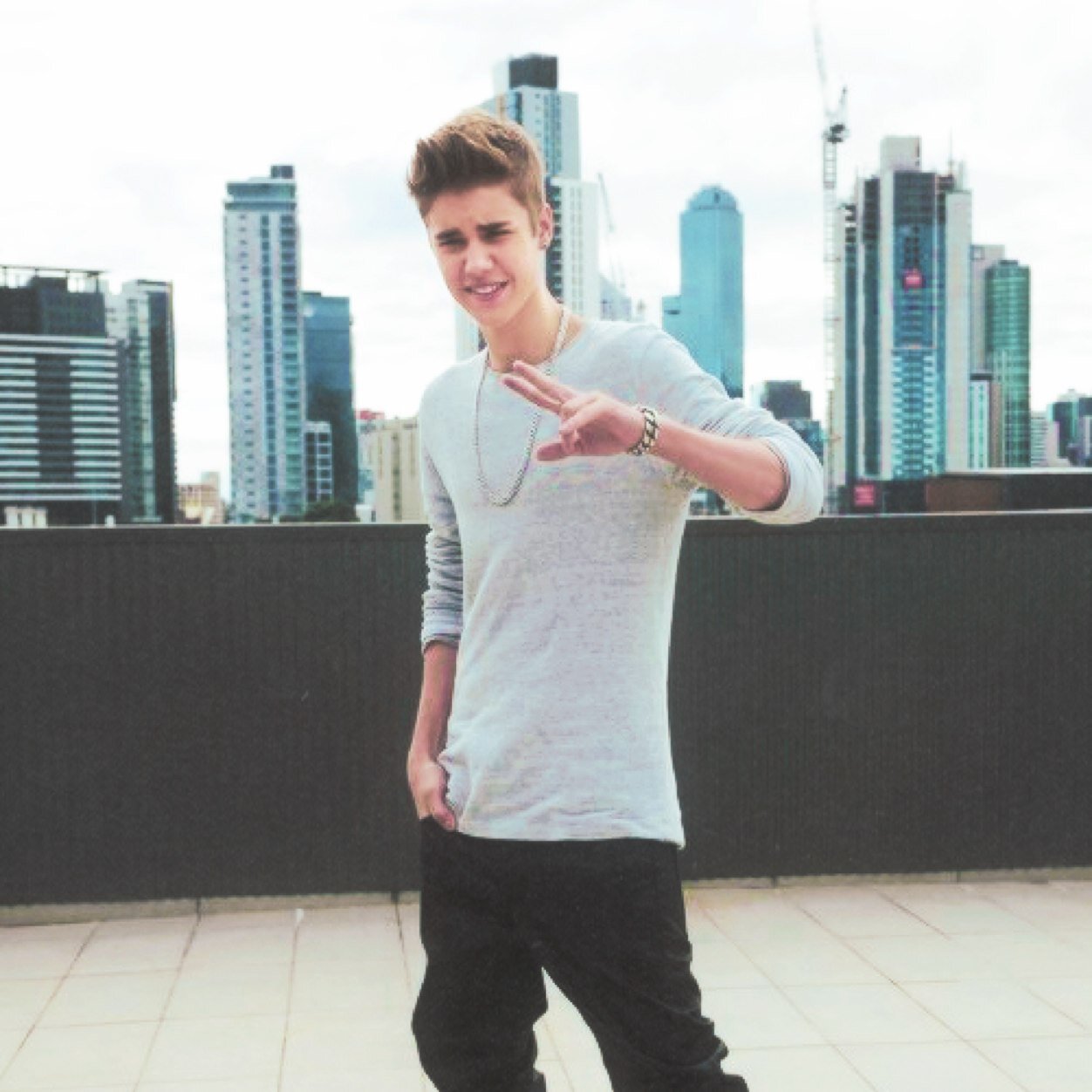 Justin Drew Bieber | 19 | bisex | dm aperti per tutti