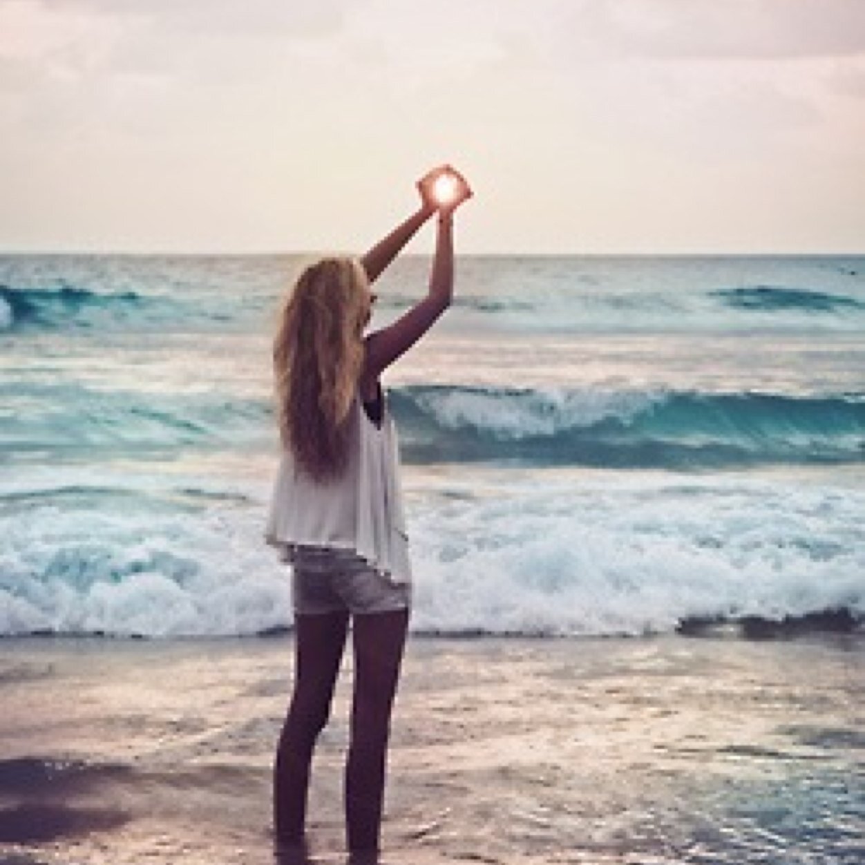 Once you forgive your past,you can become at peace with your present && make a better future
@beautiful_life099