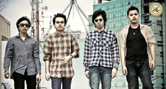 PunkRock | Tangerang | Melodic Punk | Dimas | Arul | Donny | Booking Contact Event 02135888611 / 3164AFE3 | Supported: @broadway_ID @sayitright