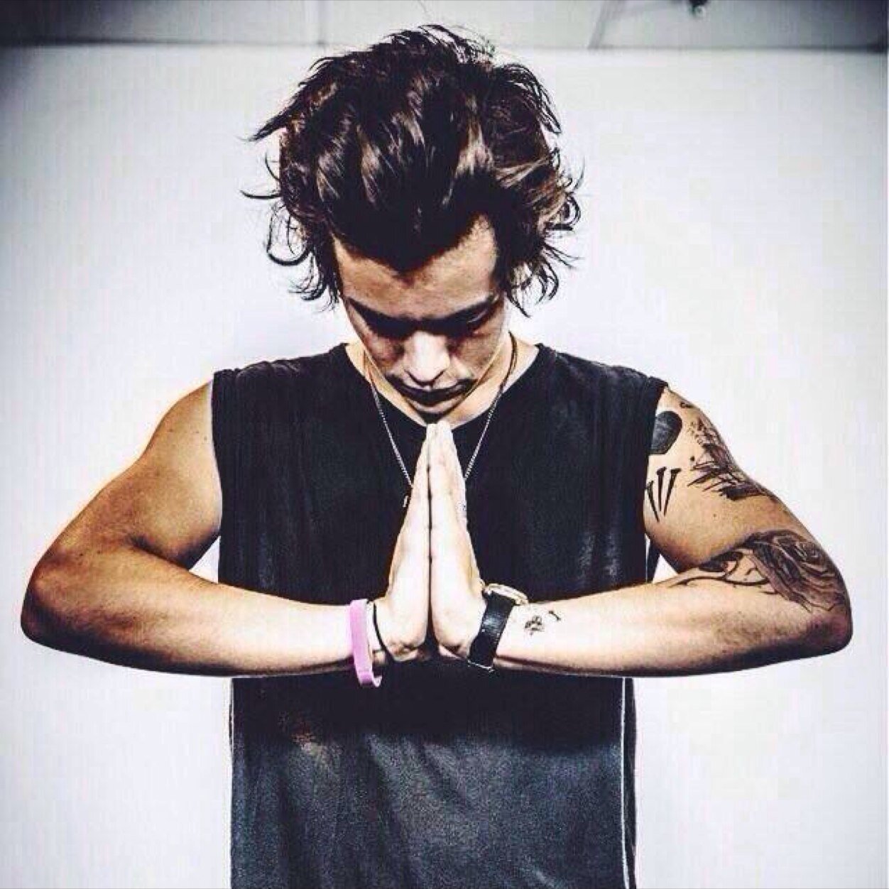 Hey guys im a direction and if you are too follow me flus i hav a candy.....
