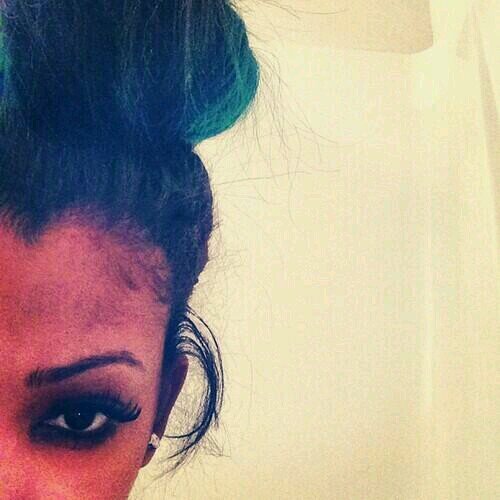 nani201098's profile picture. 