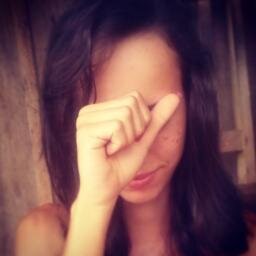 Meu amor derrama para aqueles que estiveram lá desde o início. Serei eternamente grato. Beliebers são as mais fortes, as pessoas mais compassiva.  @justinbieber