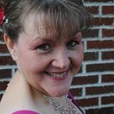 Food columnist , Baker, Chef and owner of The Quilter Cook,LLC  Baking Mixes sold throughout the Midwest!