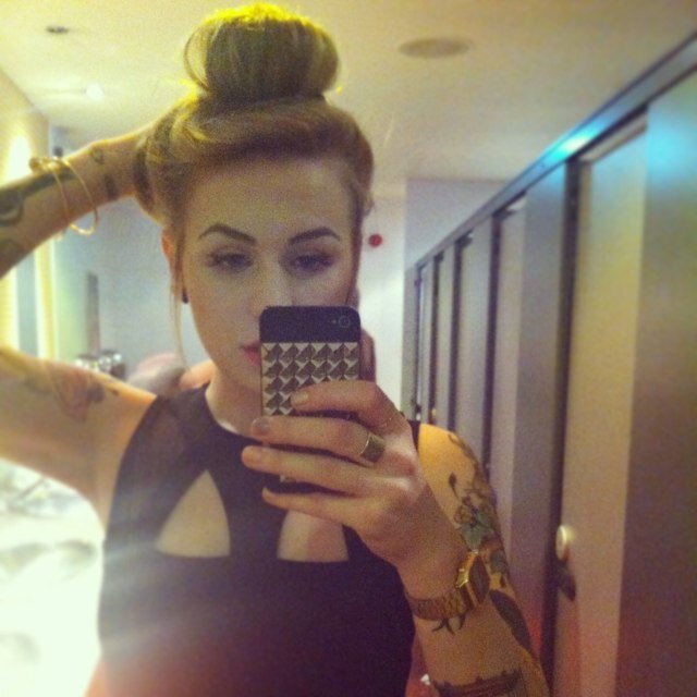 PetalsPuppet's profile picture. Tattoo at Legacy Ink
I take photos, I draw, I dance.
I do too much and I have too much taxidermy.
Welcome to my world..
natalie-petaltattoo@hotmail.com